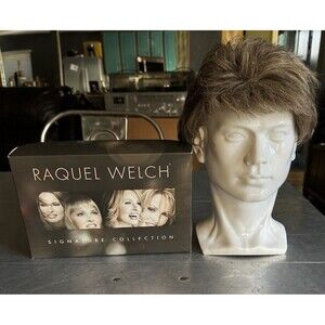 Raquel Welch Short Bob Wig Signature Collection Light Brown W/highlights